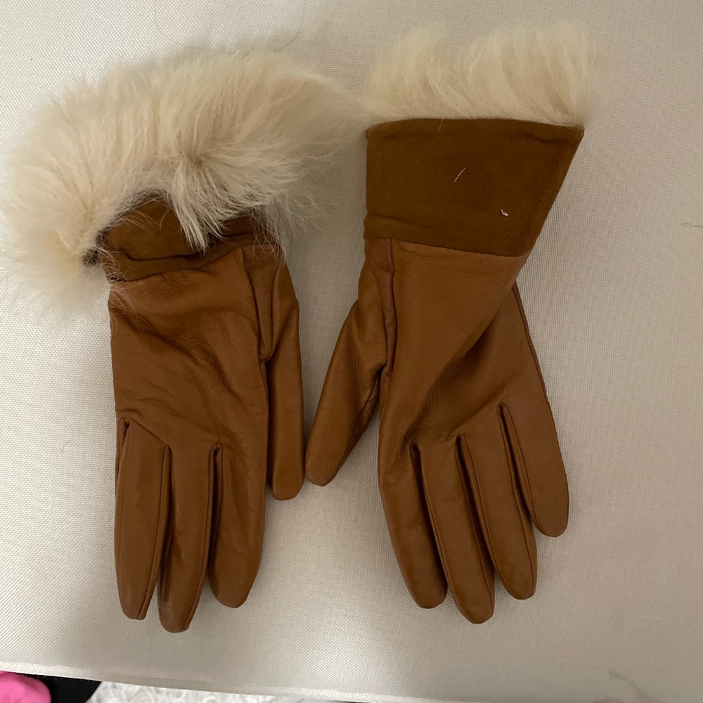 Ugg leather gloves size medium
